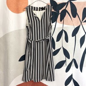 Banana Republic size 6 striped dress
